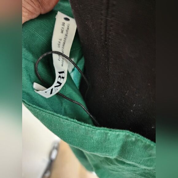 Zara skirt  - Picture 9 of 11